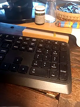 Endriuu09 online show from September 9, 2025, 8:13 am