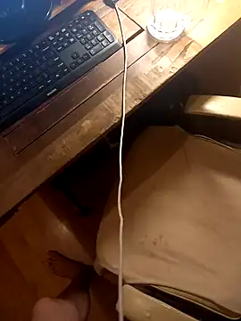 Endriuu09 online show from December 17, 2025, 11:54 pm