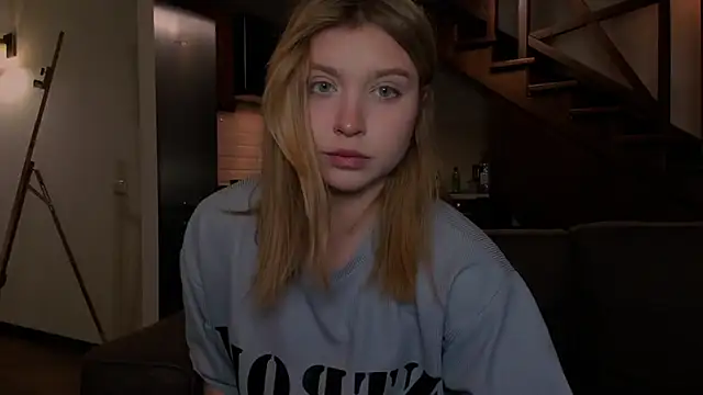 VanillaLivitski online show from November 24, 2025, 1:22 pm