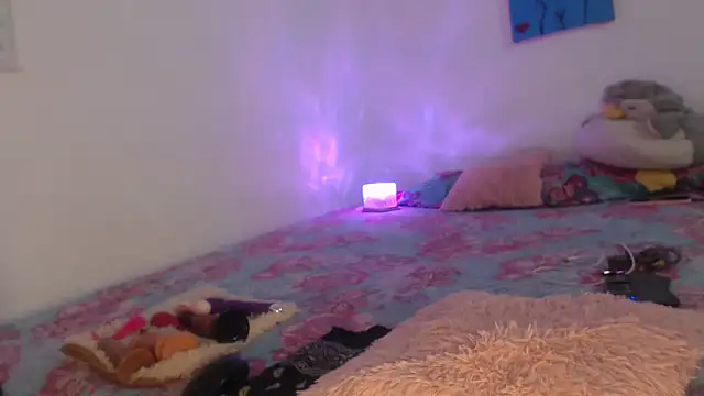 Victoria new online show from October 29, 2025, 2:32 am