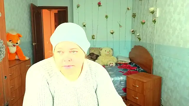 Audrey Aura online show from November 15, 2025, 5:33 am