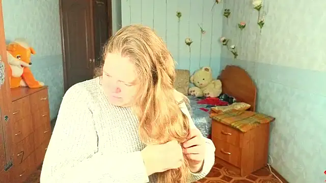 Audrey Aura online show from November 28, 2025, 5:18 am