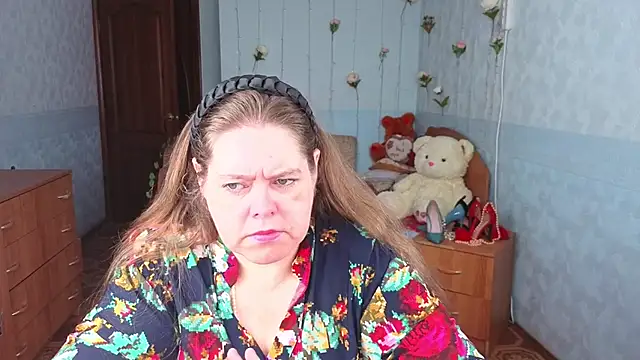 Audrey Aura online show from September 19, 2025, 5:11 am