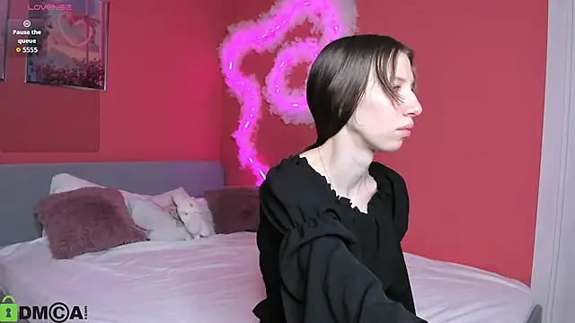 Lisbeth  Salander online show from December 15, 2025, 2:39 am