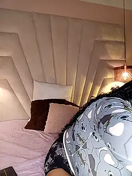 KITY HILL online show from April 9, 2026, 2:57 am