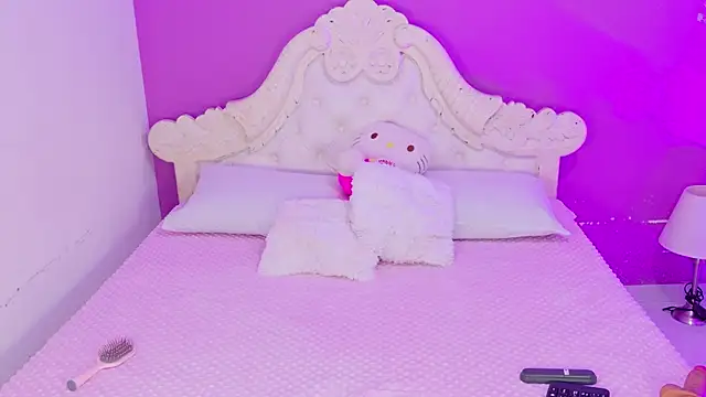 Snapshot of SamantaKane chatting on May 20, 2026, 3:47 am SamantaKane online show from May 20, 2026, 3:47 am
