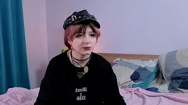 TaiteBeat online show from November 3, 2025, 5:38 pm