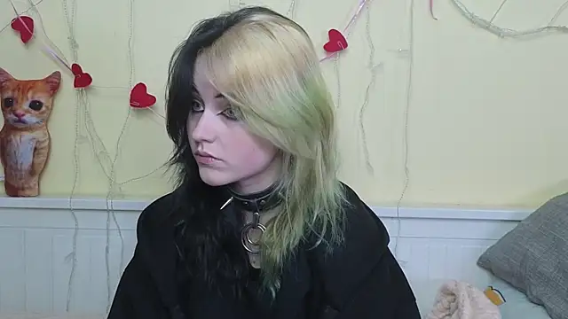 PortiaHedge online show from October 27, 2025, 7:48 pm