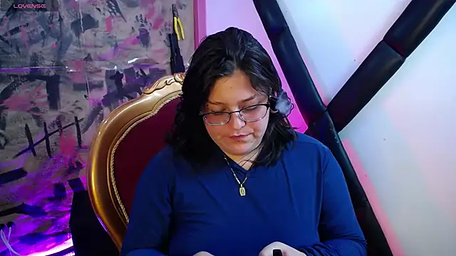 Milaanddalia online show from September 24, 2025, 7:31 pm