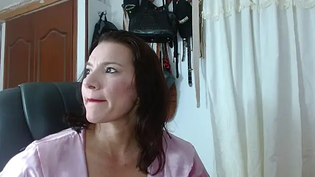 Snapshot of BriggiteSkyAngels chatting on October 26, 2025, 3:07 am BriggiteSkyAngels online show from October 26, 2025, 3:07 am