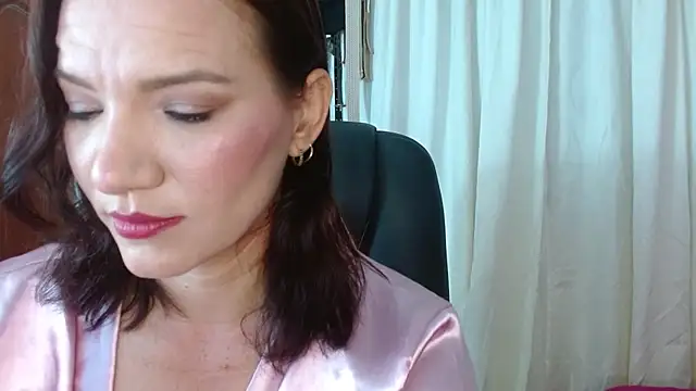 Snapshot of BriggiteSkyAngels chatting on October 25, 2025, 9:19 am BriggiteSkyAngels online show from October 25, 2025, 9:19 am