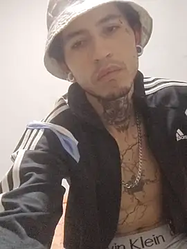 Tattoboy19cm online show from November 16, 2025, 4:50 am