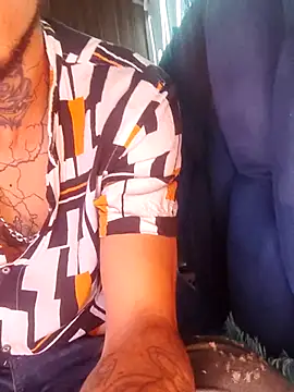 Tattoboy19cm online show from September 16, 2025, 4:46 am