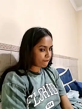 cute indianxo online show from January 17, 2026, 10:24 pm