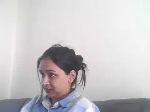 cute indianxo online show from October 6, 2025, 11:44 am