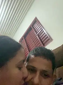 Casaljovem1 online show from October 23, 2025, 4:00 am