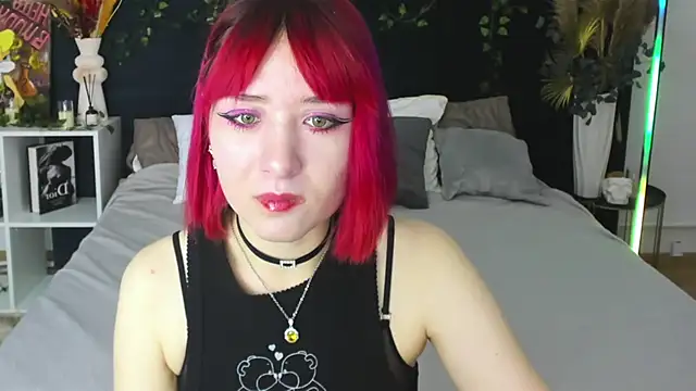 Ketrin Jones online show from November 14, 2025, 3:48 pm