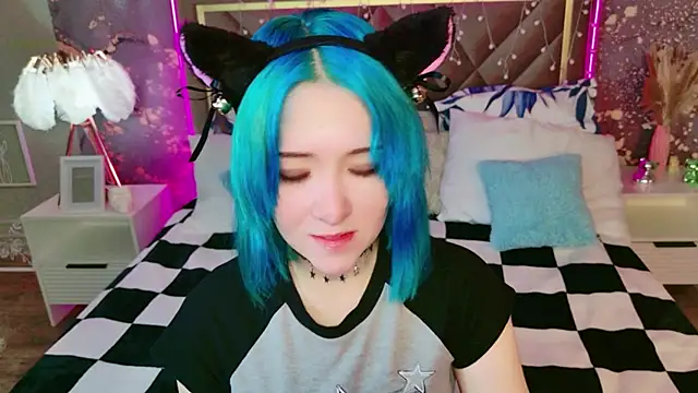 Ketrin Jones online show from April 11, 2026, 7:05 am