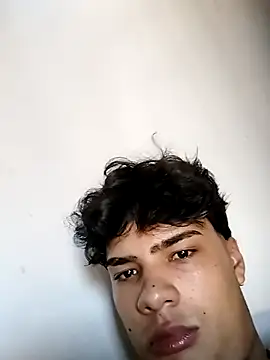 Snapshot of dani_titan320 chatting on November 9, 2025, 8:46 pm dani titan320 online show from November 9, 2025, 8:46 pm