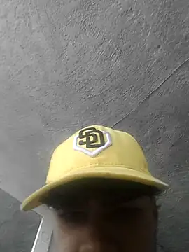 Snapshot of dani_titan320 chatting on November 22, 2025, 3:00 pm dani titan320 online show from November 22, 2025, 3:00 pm