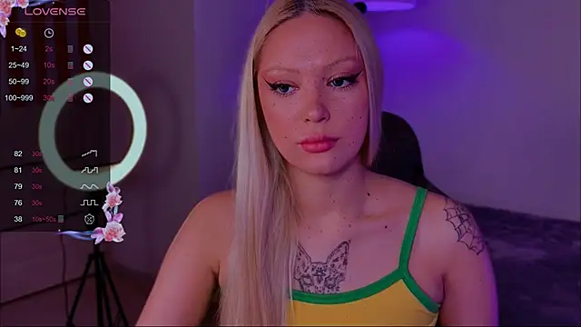 LeksaCandy online show from November 13, 2025, 3:10 am