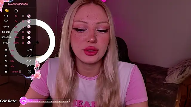 Snapshot of LeksaCandy chatting on December 5, 2025, 3:27 am LeksaCandy online show from December 5, 2025, 3:27 am