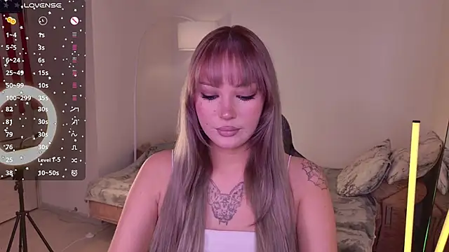 Snapshot of LeksaCandy chatting on January 11, 2026, 2:46 pm LeksaCandy online show from January 11, 2026, 2:46 pm