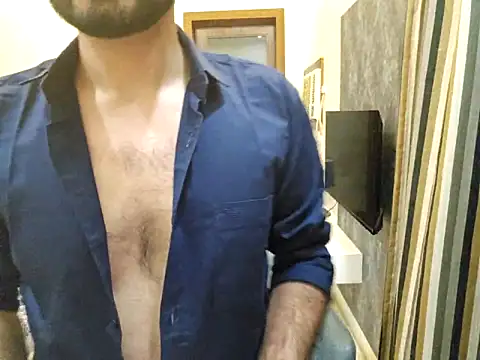 mlove902 online show from October 1, 2025, 6:34 pm