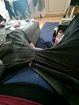 high geil online show from May 7, 2026, 8:28 am