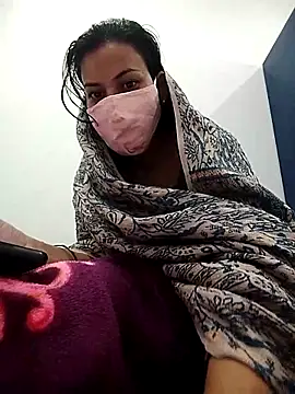 Miss-0012 online show from November 21, 2025, 1:32 pm