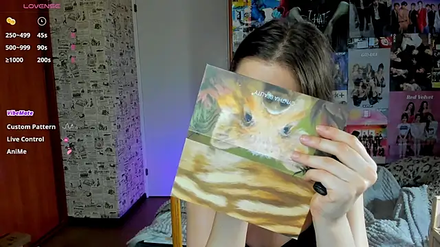 LucyRose3 online show from September 19, 2025, 4:16 am