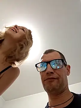 VChelsiV online show from October 19, 2025, 6:43 pm