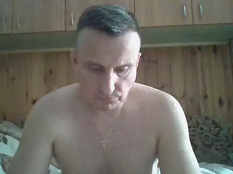Snapshot of Maksymilian1 chatting on February 17, 2026, 12:57 pm Maksymilian1 online show from February 17, 2026, 12:57 pm