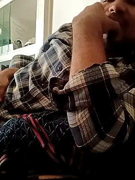 Snapshot of aarav_013 chatting on March 4, 2026, 5:59 am aarav 013 online show from March 4, 2026, 5:59 am