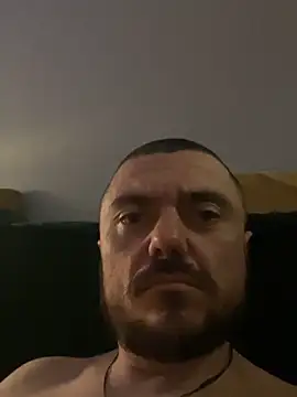 Guttt888 online show from April 7, 2026, 3:30 am