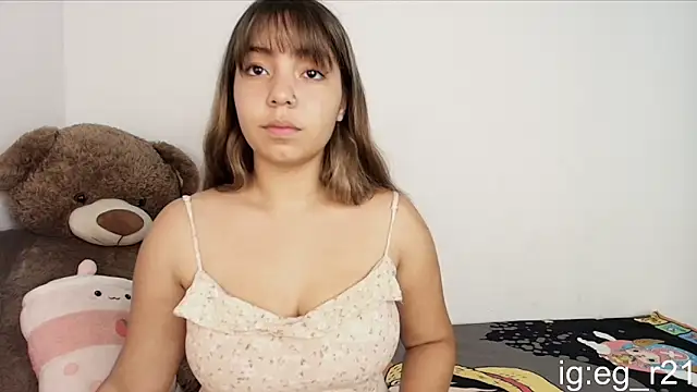 emma grays2 online show from December 23, 2025, 5:51 am