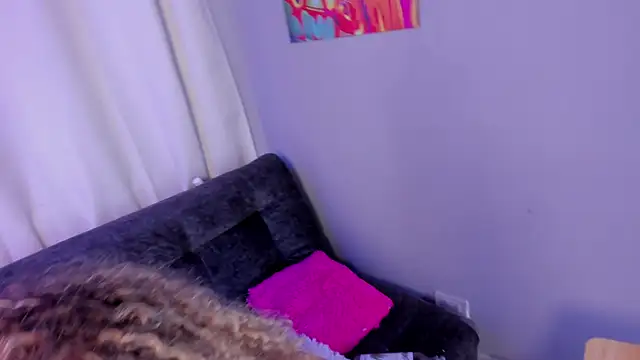 Eve  Queen online show from October 3, 2025, 6:20 pm