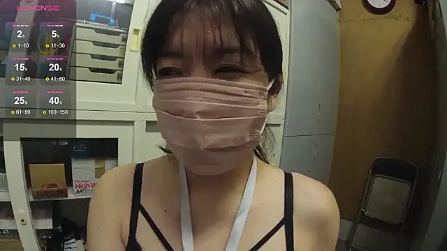 Snapshot of Akane_xxx_69 chatting on October 10, 2025, 3:18 am Akane xxx 69 online show from October 10, 2025, 3:18 am