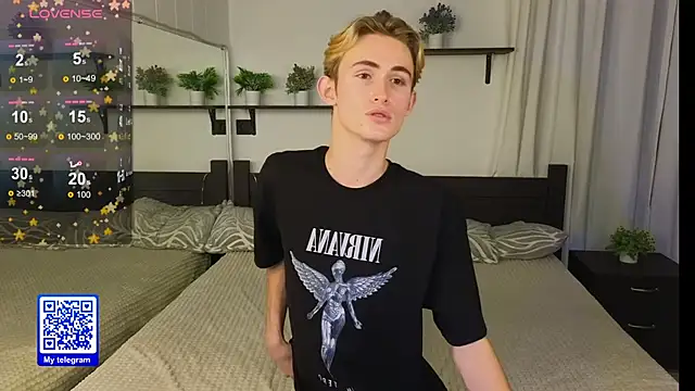 tommy XXX online show from October 22, 2025, 3:44 pm