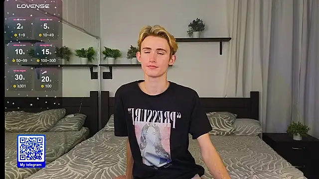 tommy XXX online show from October 13, 2025, 10:43 pm