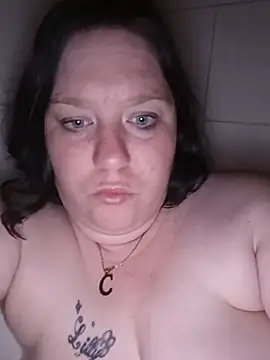 Snapshot of Feuchtekitty92@xh chatting on October 25, 2025, 7:47 pm Feuchtekitty92xh online show from October 25, 2025, 7:47 pm