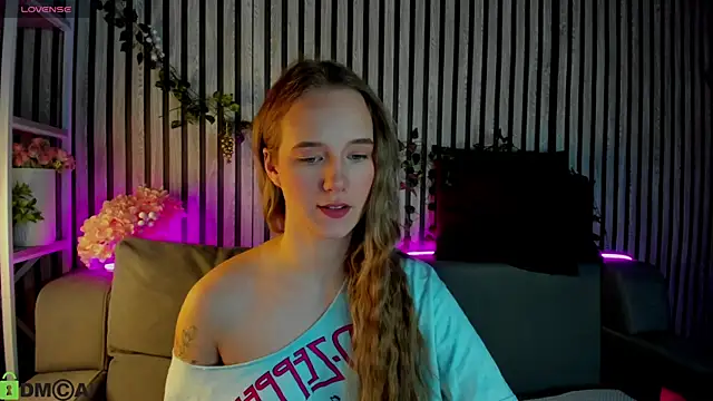 Snapshot of Casey_Sweeet chatting on February 19, 2026, 9:06 am Casey Sweeet online show from February 19, 2026, 9:06 am