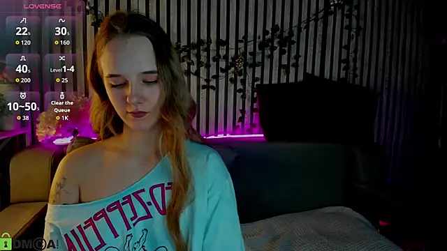 Snapshot of Casey_Sweeet chatting on February 15, 2026, 3:11 pm Casey Sweeet online show from February 15, 2026, 3:11 pm