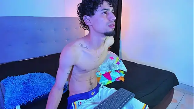 Chris Angel  online show from March 10, 2026, 4:05 am