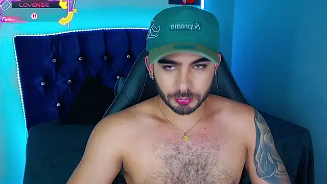 Snapshot of adamhairy chatting on February 24, 2026, 8:42 pm adamhairy online show from February 24, 2026, 8:42 pm