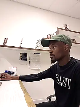 TPNUTS online show from October 2, 2025, 7:34 am