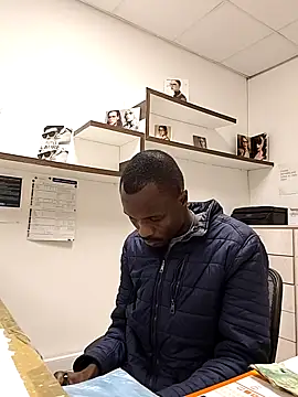 TPNUTS online show from November 11, 2025, 10:32 am