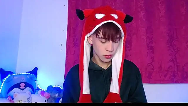 lucky stricke online show from November 30, 2025, 2:56 am