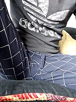 Snapshot of mojaymort chatting on March 2, 2026, 12:23 pm mojaymort online show from March 2, 2026, 12:23 pm