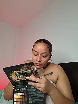 Nicoll 31 online show from November 22, 2025, 11:47 pm